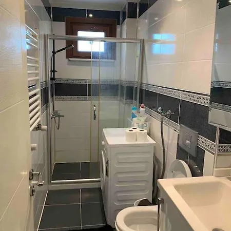 Lovely Flat In The Heart Of Besiktas דירה