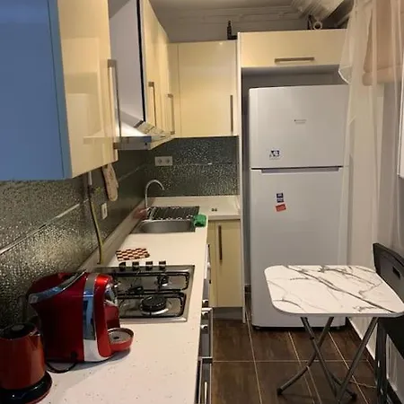 Lovely Flat In The Heart Of Besiktas דירה